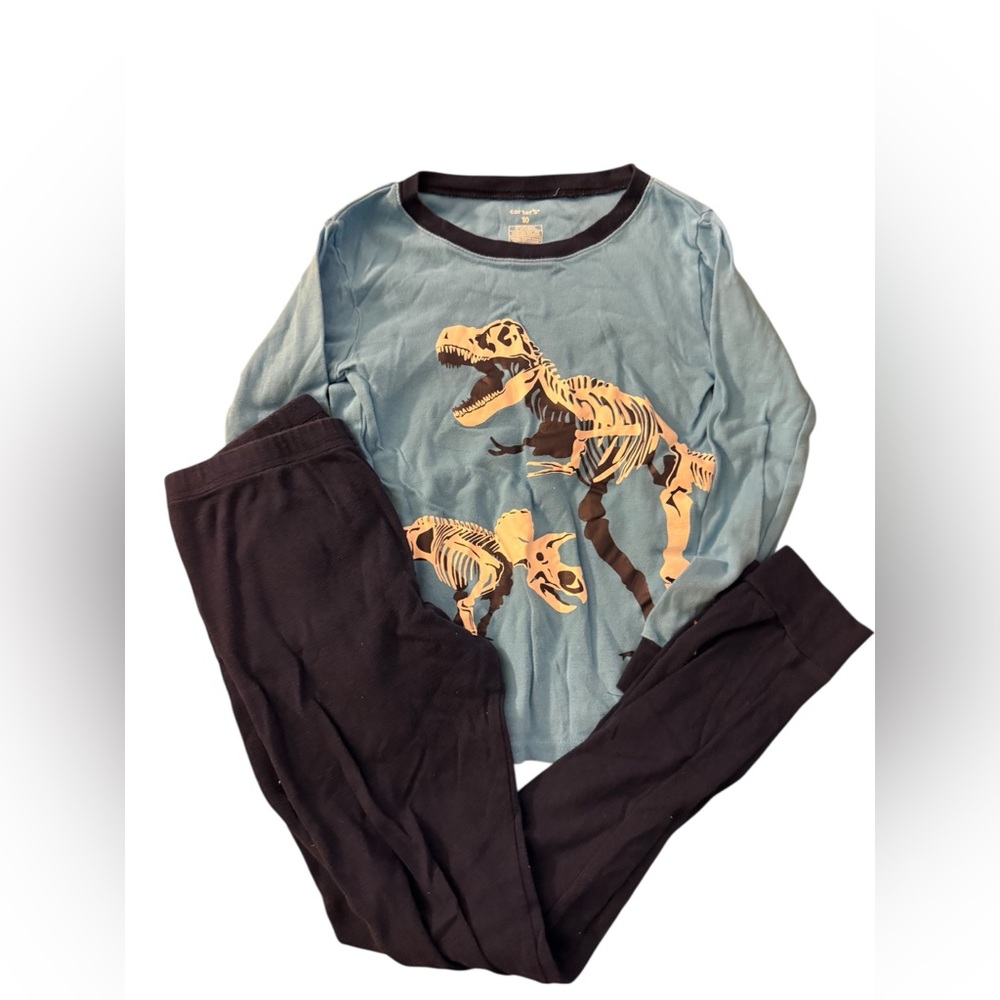 Carters boys dinosaur pajamas in blue| Size: 10